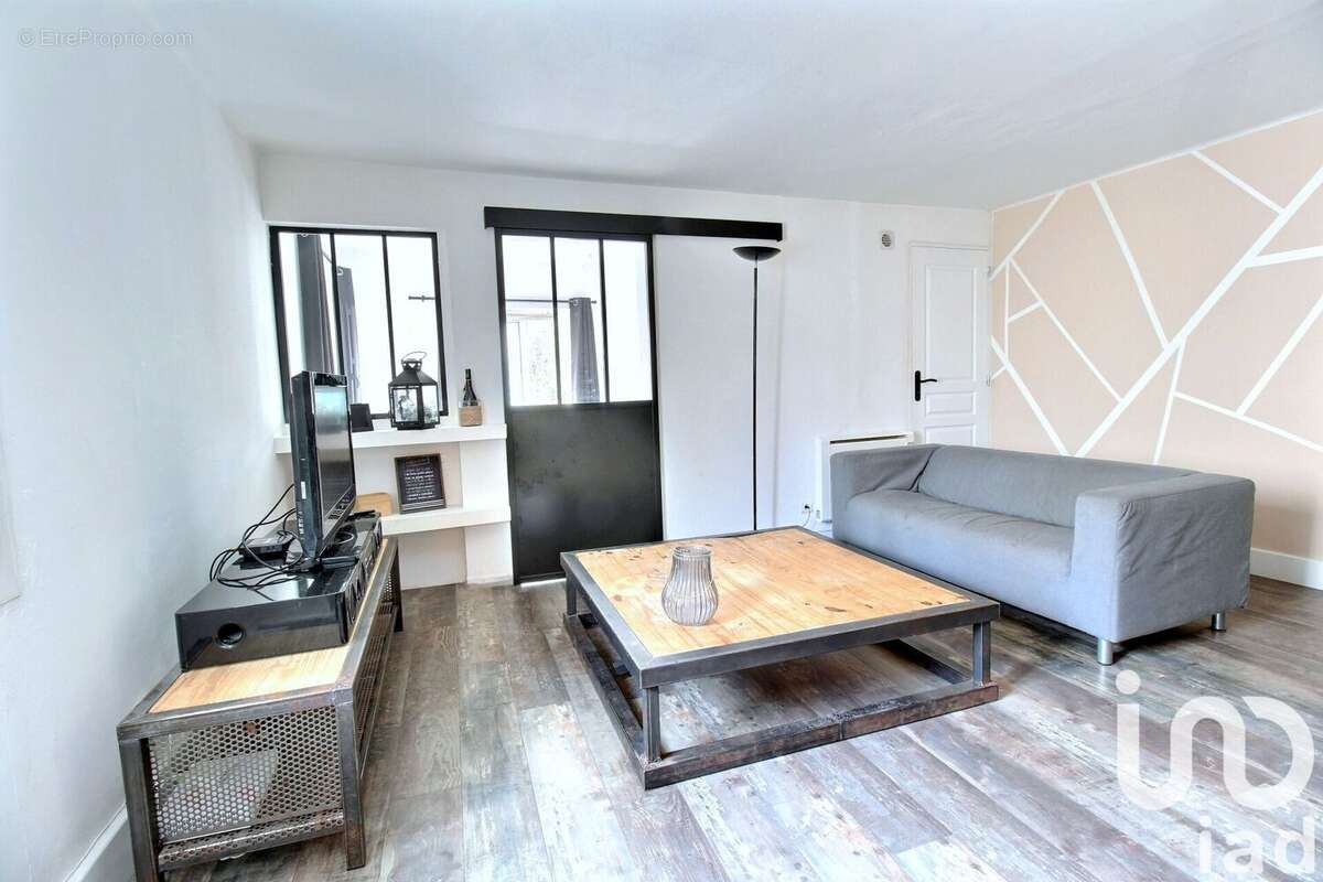 Photo 5 - Appartement à SAINT-MAXIMIN-LA-SAINTE-BAUME