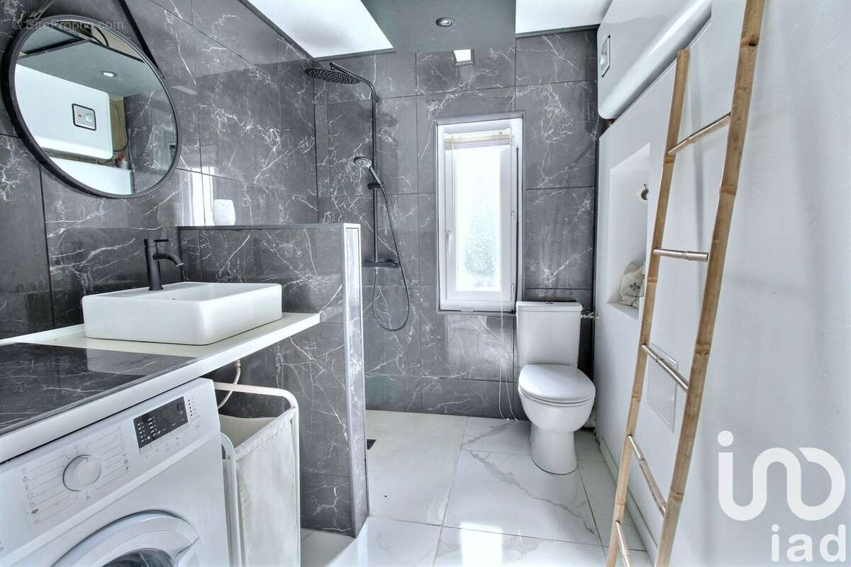 Photo 7 - Appartement à SAINT-MAXIMIN-LA-SAINTE-BAUME