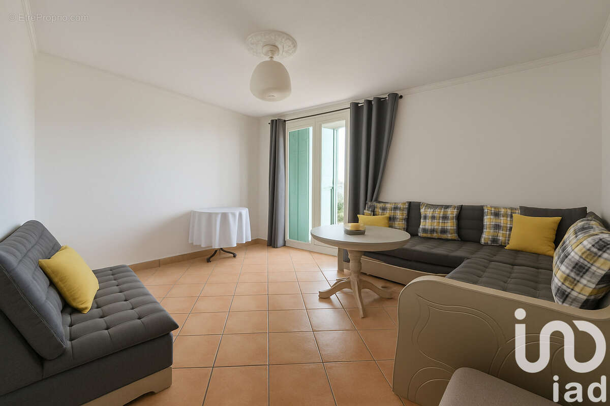 Photo 2 - Appartement à SORGUES