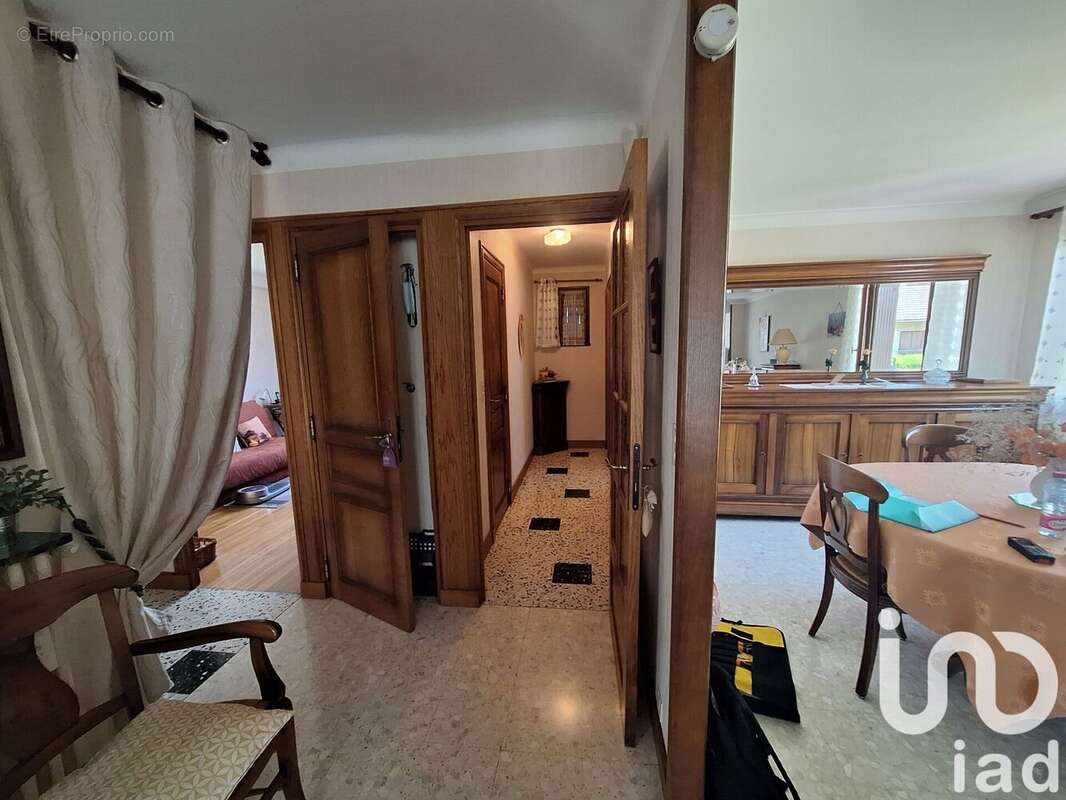 Photo 5 - Maison à SERRIERES-DE-BRIORD