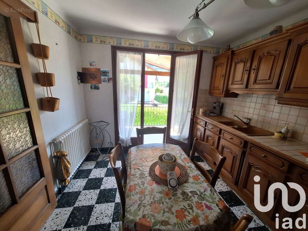 Photo 8 - Maison à SERRIERES-DE-BRIORD