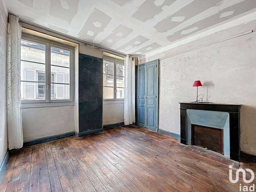 Photo 8 - Commerce à ARGENTON-SUR-CREUSE