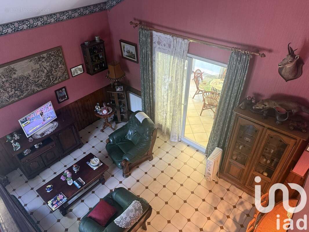 Photo 8 - Maison à SAVIGNY-LE-TEMPLE