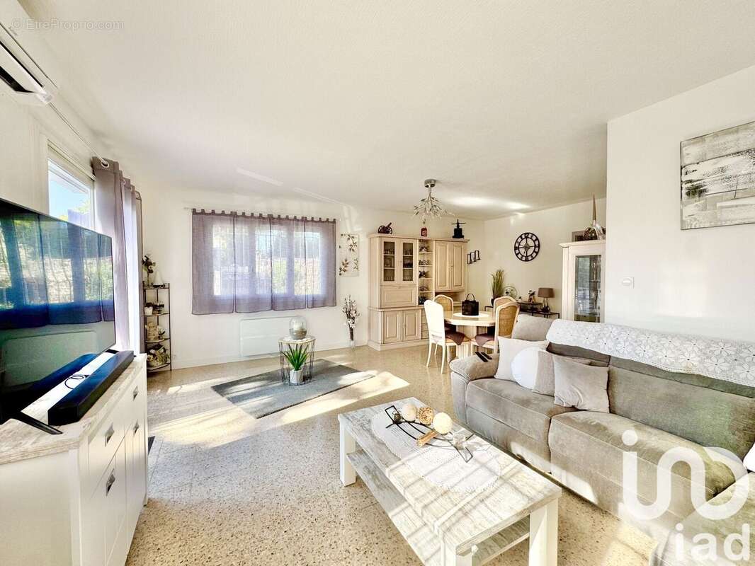 Photo 3 - Maison à LUNEL