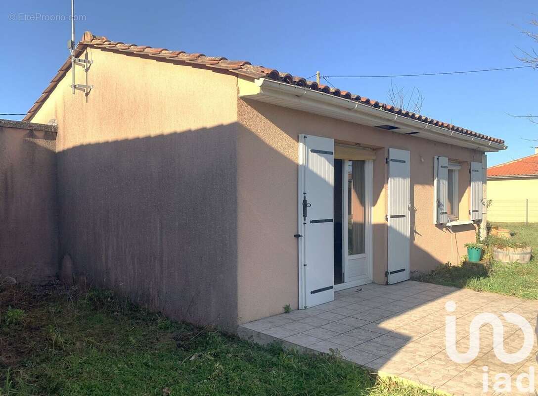 Photo 2 - Maison à COUTRAS