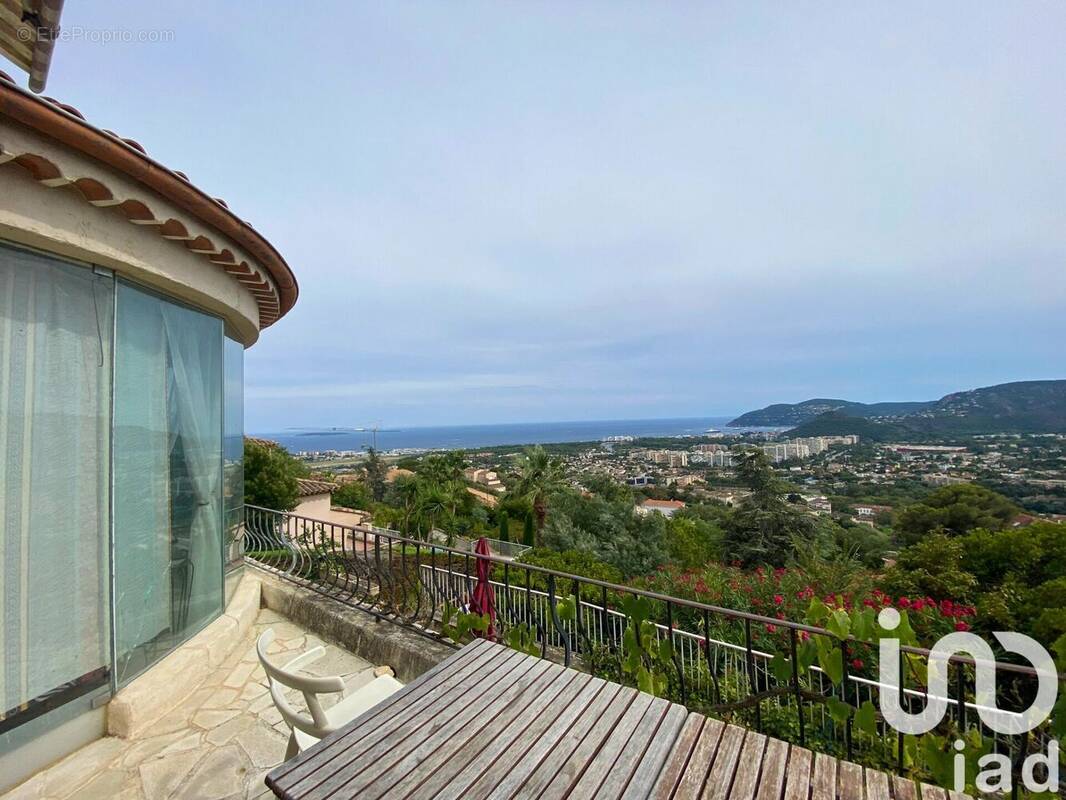 Photo 1 - Maison à MANDELIEU-LA-NAPOULE