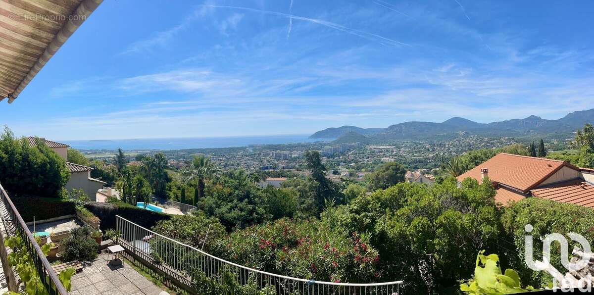 Photo 2 - Maison à MANDELIEU-LA-NAPOULE