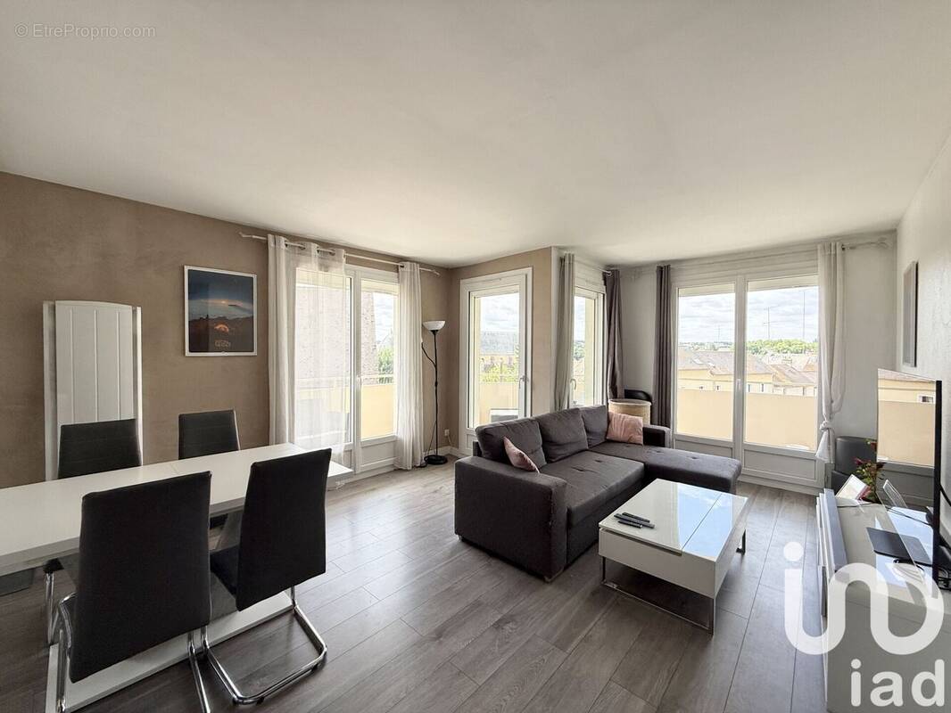 Photo 1 - Appartement à ARPAJON