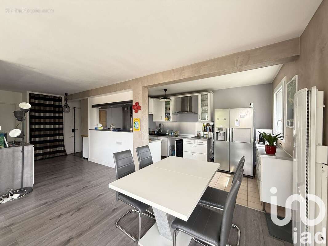 Photo 2 - Appartement à ARPAJON