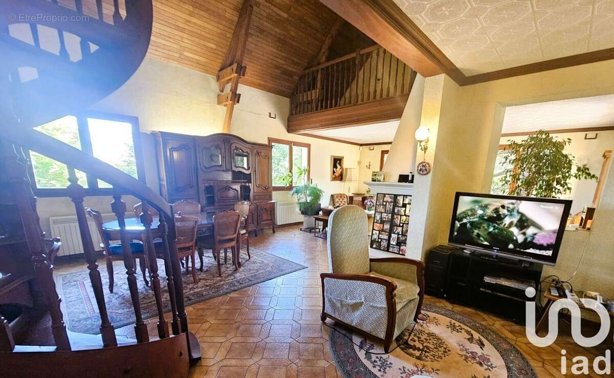 Photo 6 - Maison à LE COUDRAY-MONTCEAUX