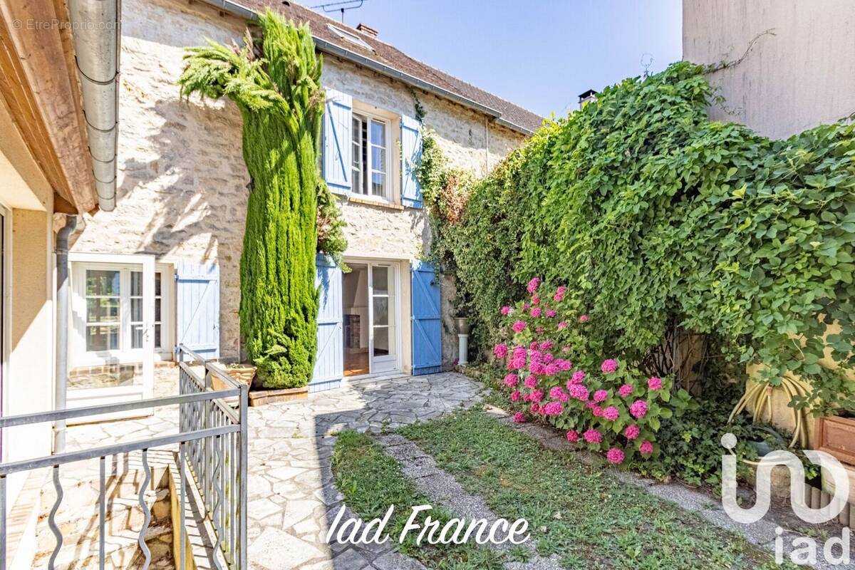 Photo 1 - Maison à JAMBVILLE