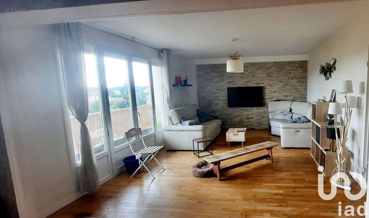 Photo 2 - Appartement à SAINT-ANDRE-LES-VERGERS
