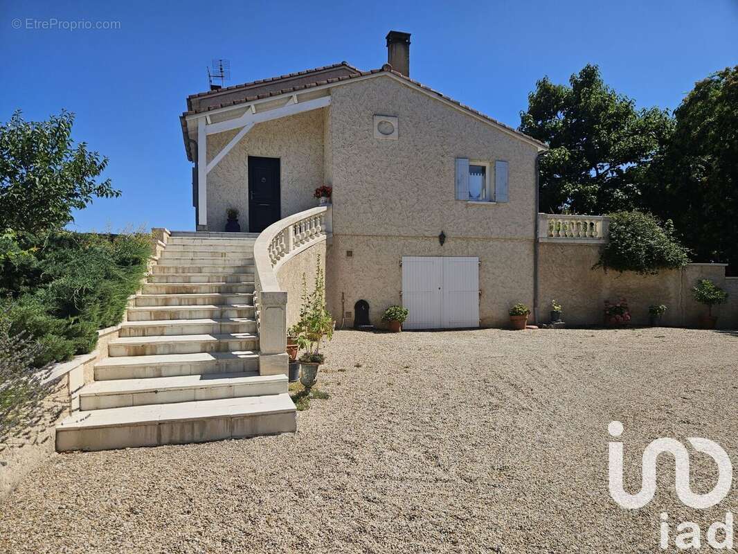 Photo 3 - Maison à LA COURONNE