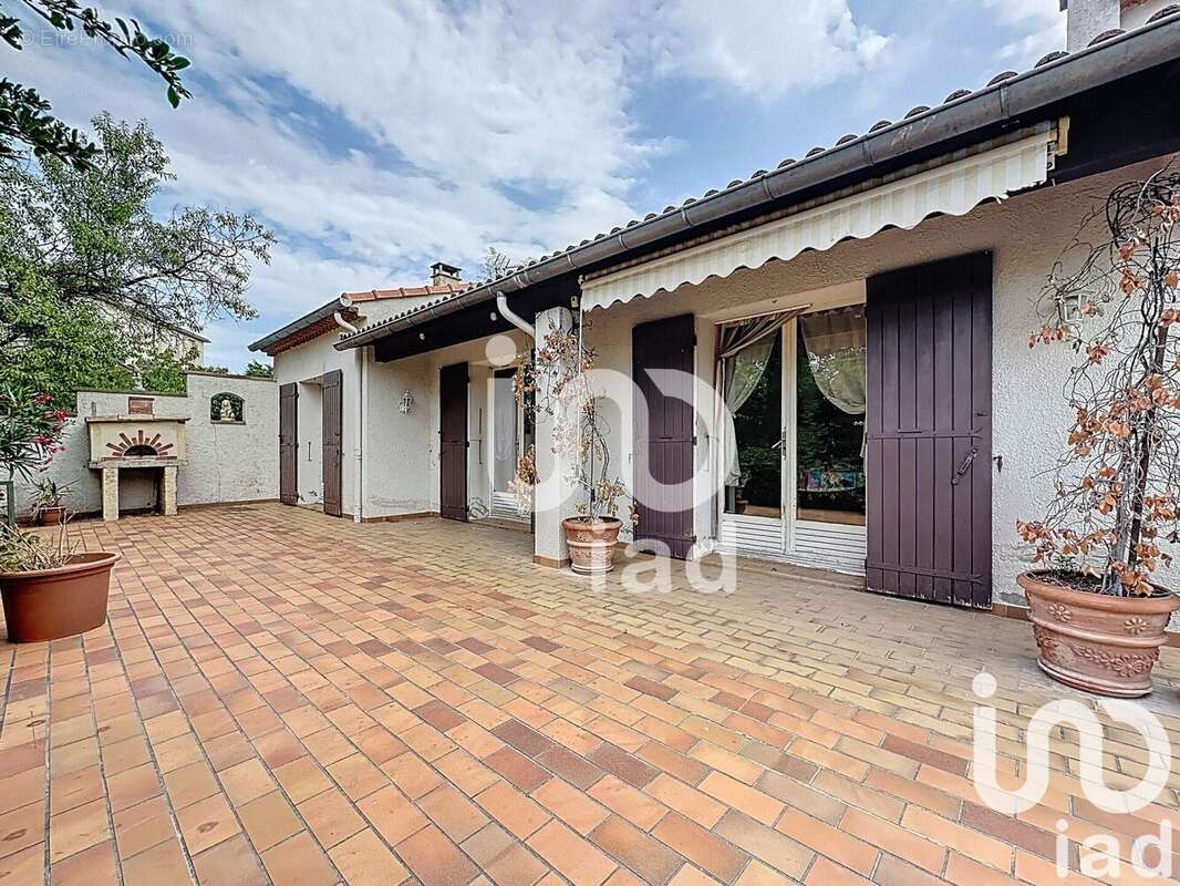 Photo 2 - Maison à VALREAS