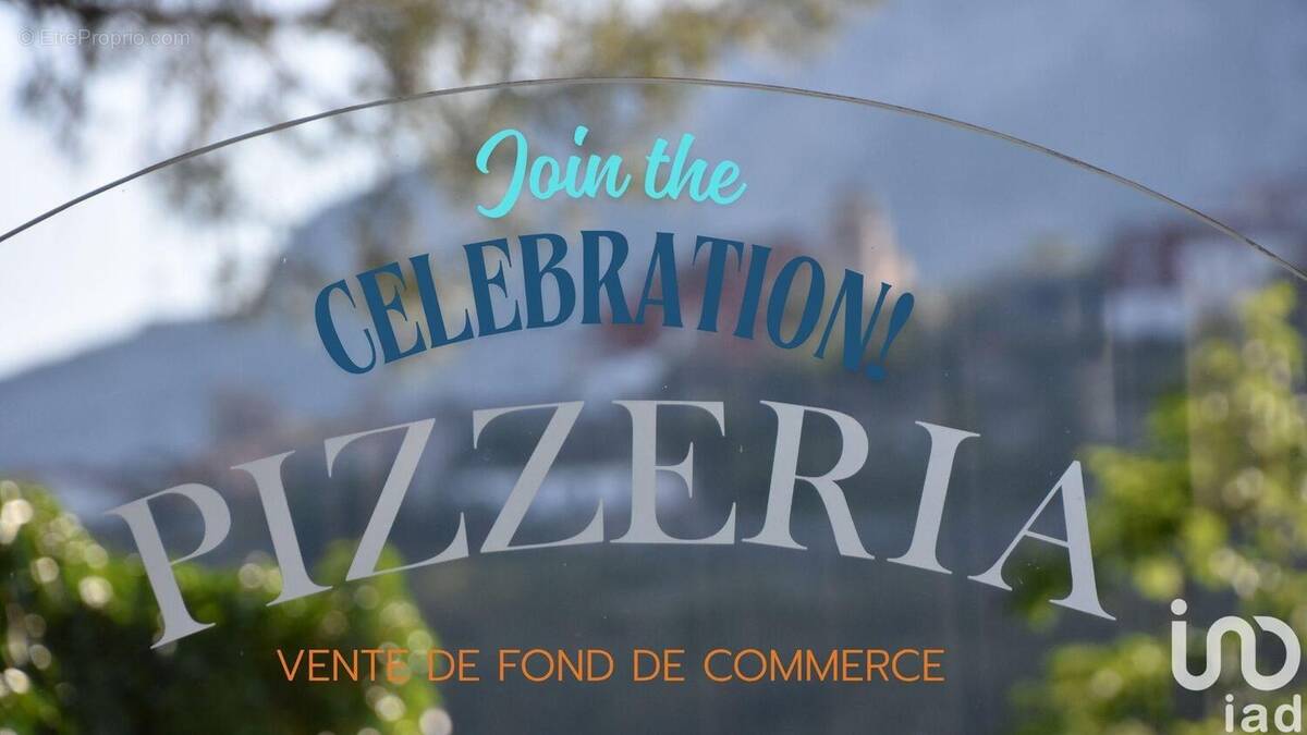 Photo 1 - Commerce à TEYRAN