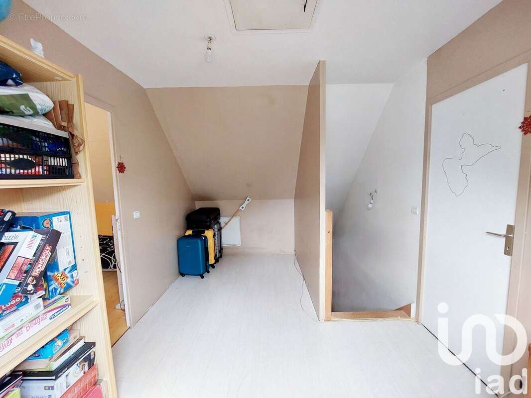 Photo 9 - Maison à LES CLERIMOIS