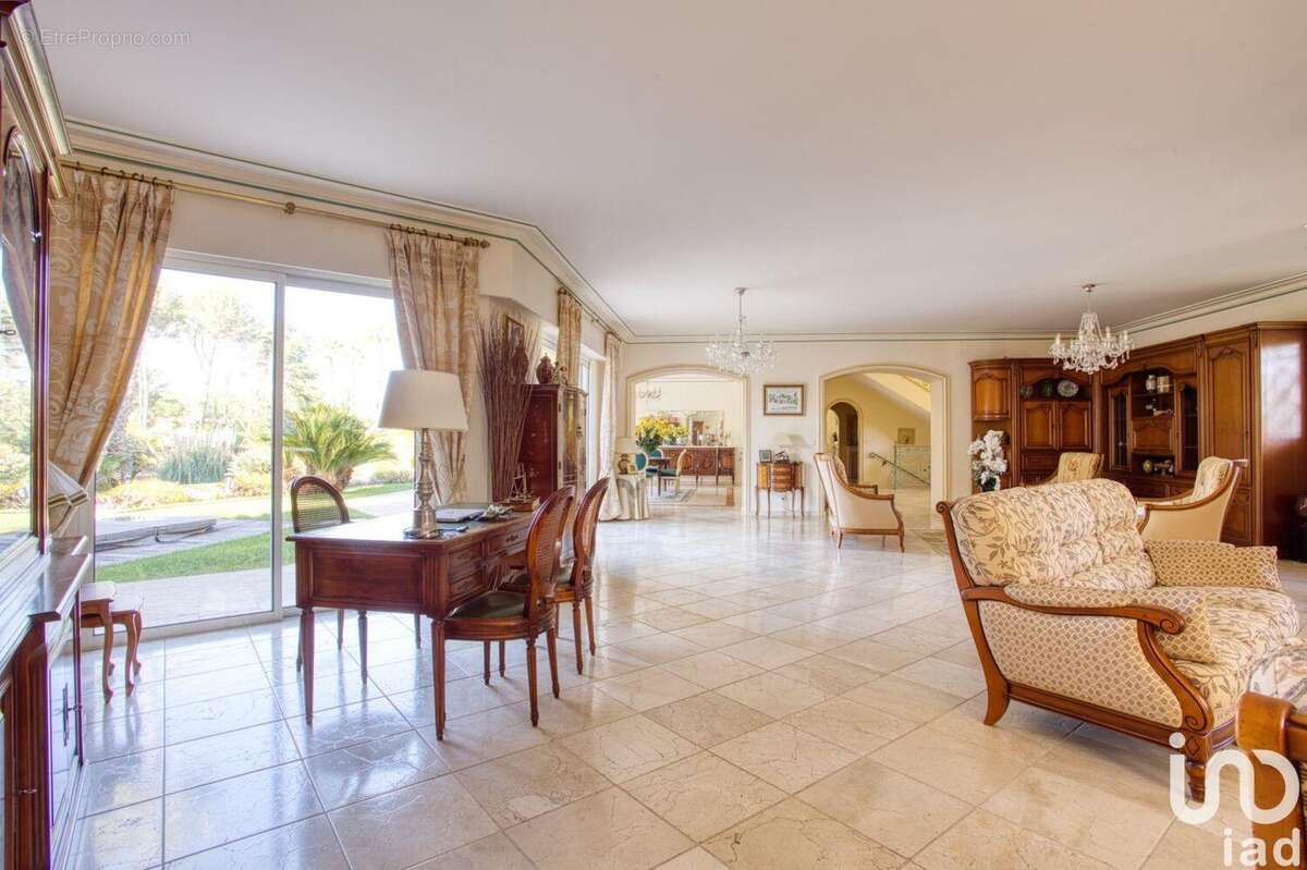 Photo 9 - Maison à MOUGINS