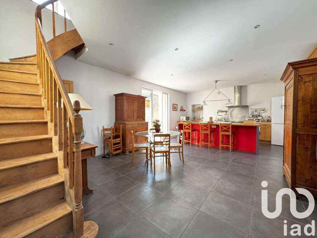 Photo 3 - Maison à FONTENAY-LE-COMTE