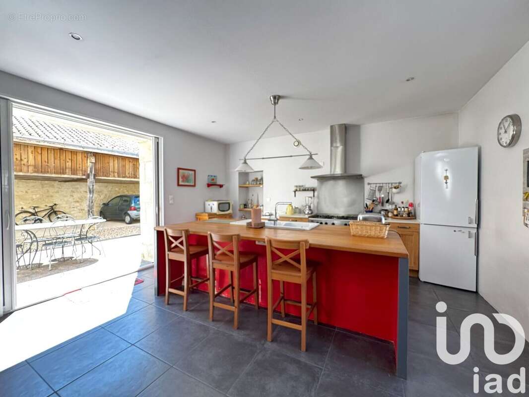 Photo 4 - Maison à FONTENAY-LE-COMTE