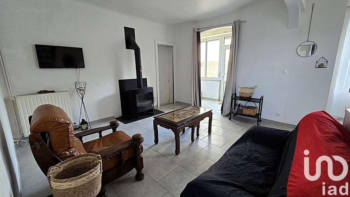 Photo 6 - Maison à LA POUEZE