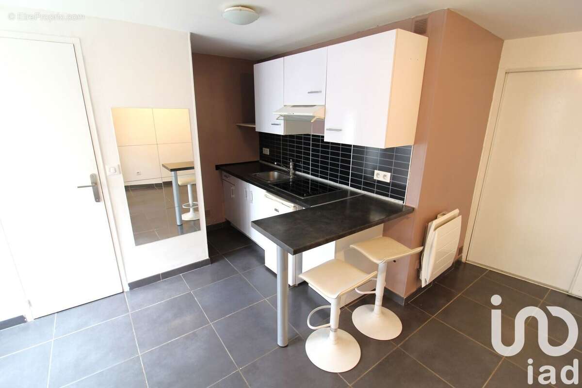 Photo 2 - Appartement à VILLENEUVE-LE-ROI