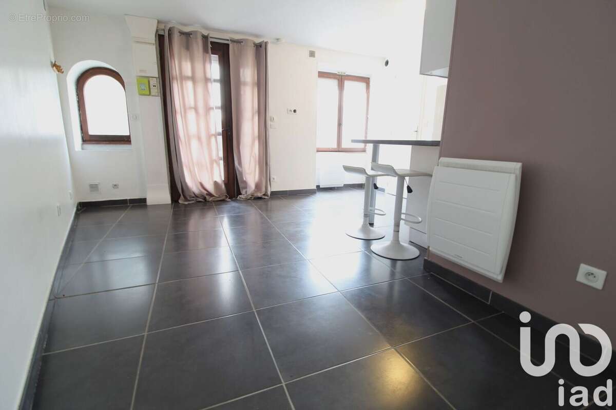 Photo 4 - Appartement à VILLENEUVE-LE-ROI