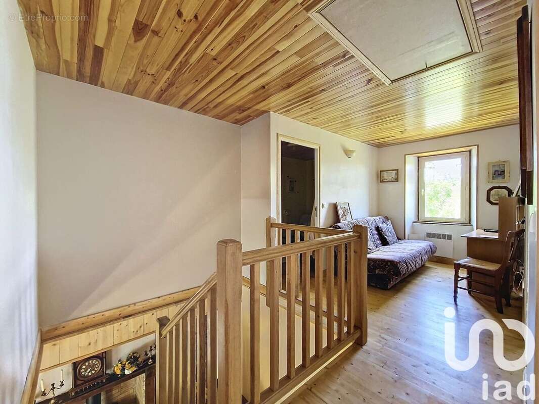 Photo 8 - Maison à SAINT-GENES-CHAMPESPE