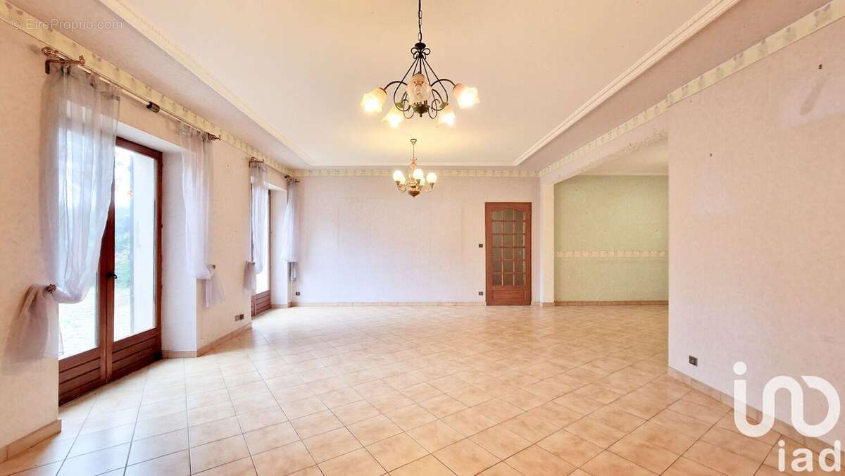 Photo 3 - Maison à LAMORVILLE