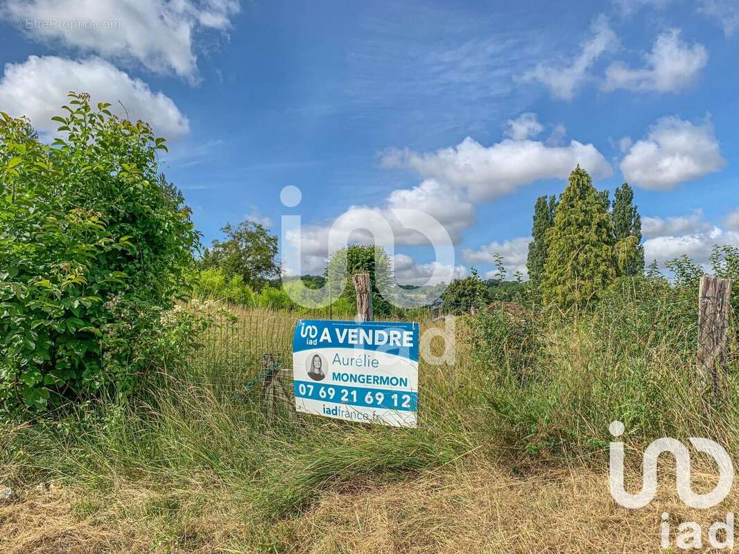 Photo 8 - Terrain à BELLOT