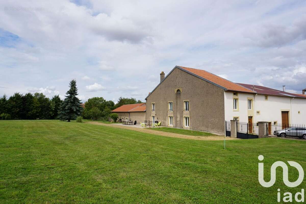 Photo 3 - Maison à REZONVILLE