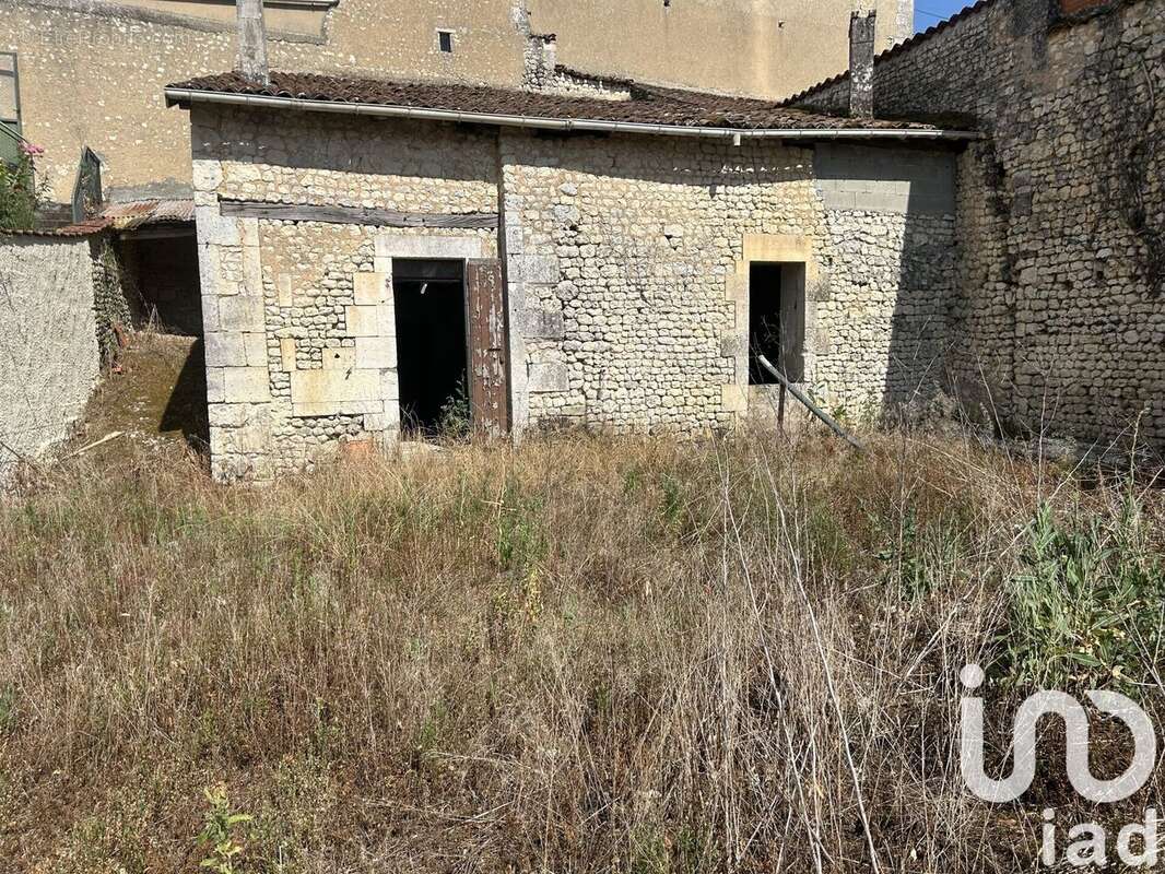 Photo 3 - Terrain à VOULGEZAC