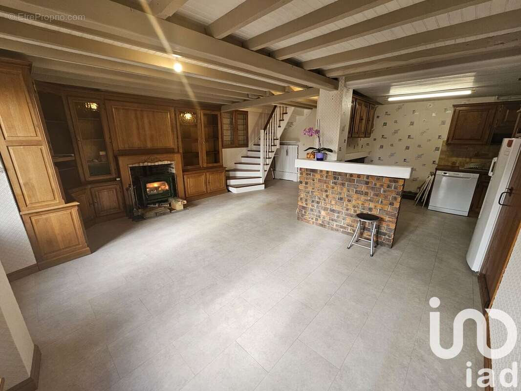 Photo 2 - Maison à MONT-SAINT-PERE