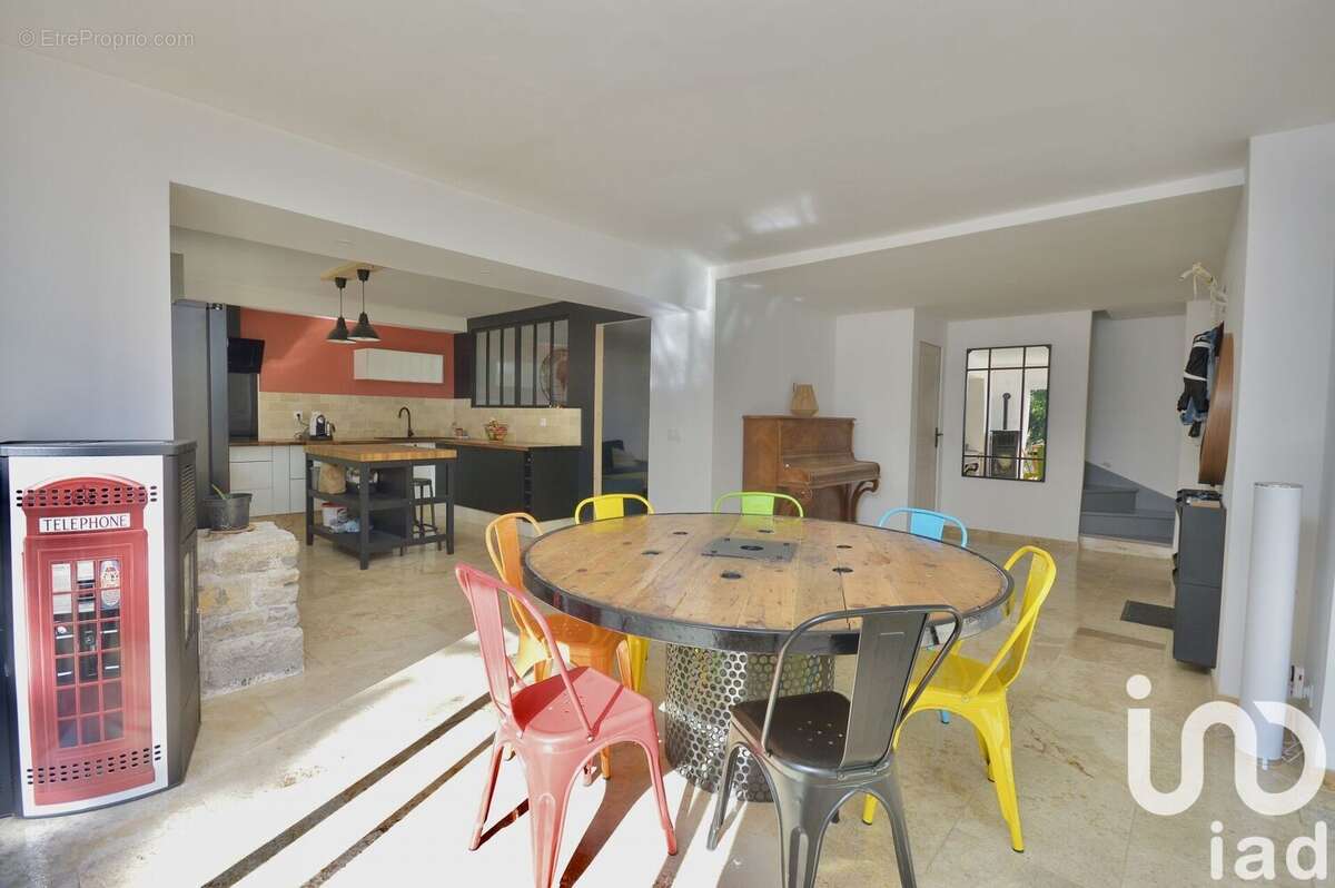 Photo 2 - Maison à MOUTHOUMET