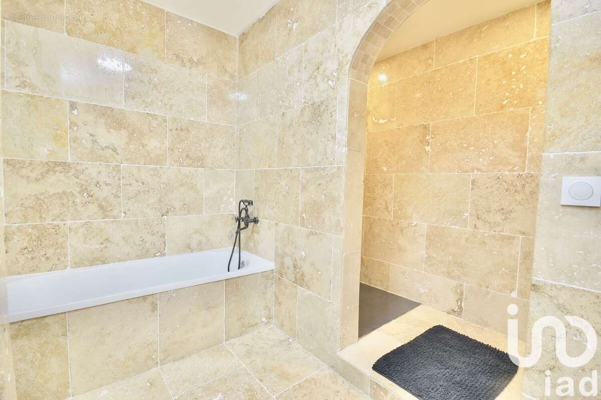 Photo 5 - Maison à MOUTHOUMET