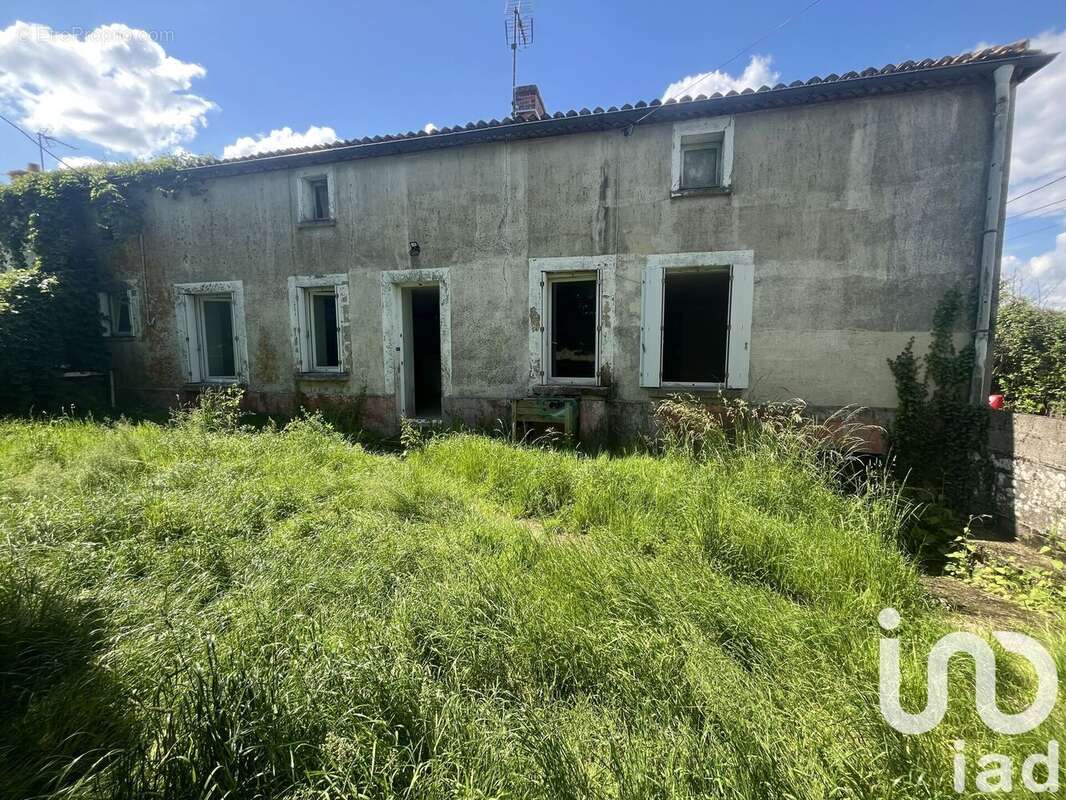 Photo 6 - Maison à LA PEYRATTE