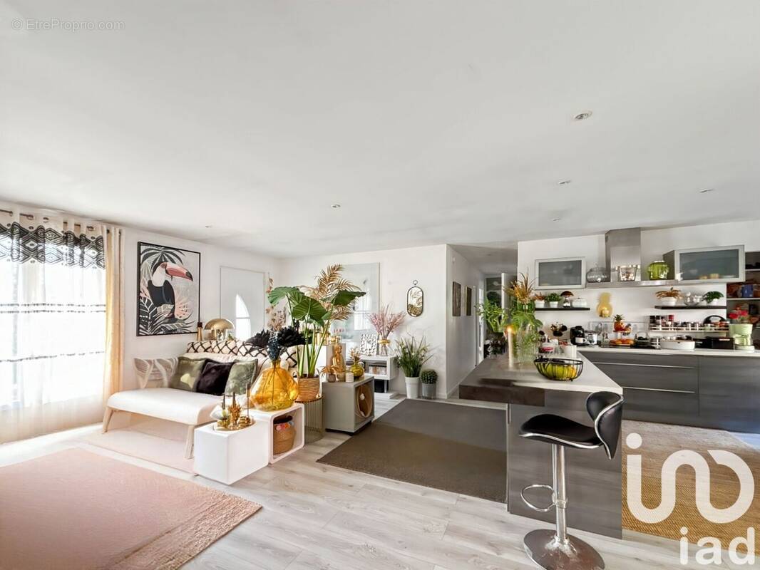 Photo 1 - Maison à LORREZ-LE-BOCAGE-PREAUX