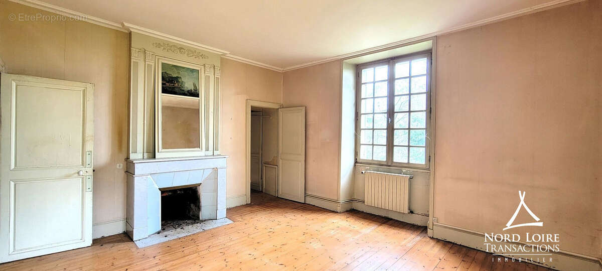 Maison à SAINTE-LUCE-SUR-LOIRE