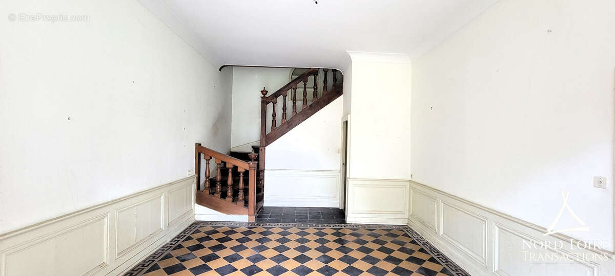 Maison à SAINTE-LUCE-SUR-LOIRE