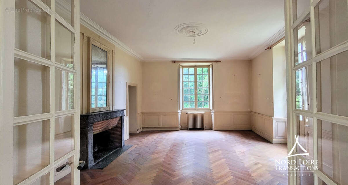 Maison à SAINTE-LUCE-SUR-LOIRE