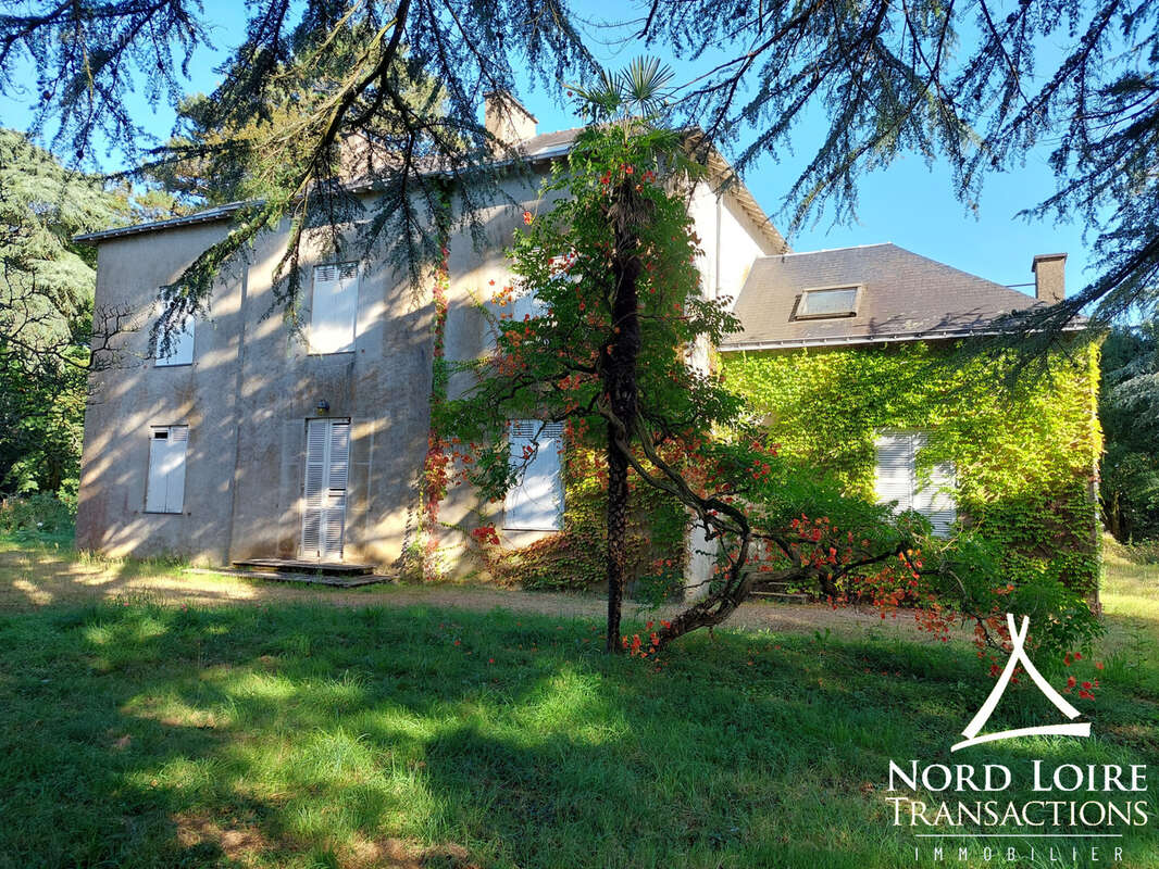 Maison à SAINTE-LUCE-SUR-LOIRE