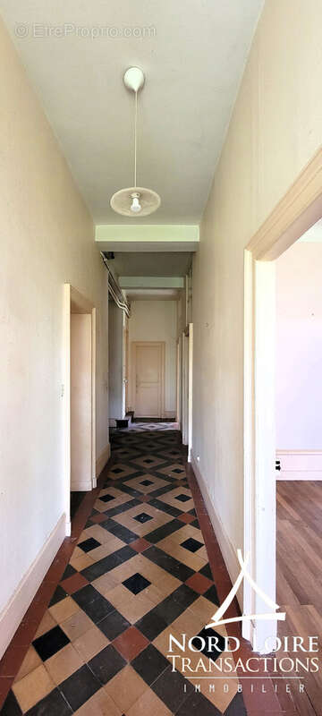 Maison à SAINTE-LUCE-SUR-LOIRE