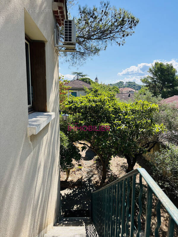 Maison à BEAUMES-DE-VENISE