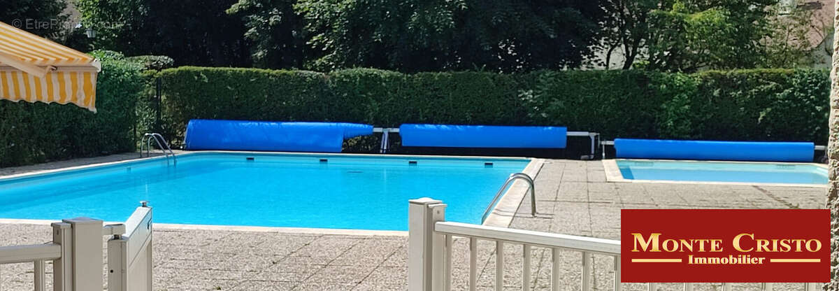 Maison à SAINT-NOM-LA-BRETECHE