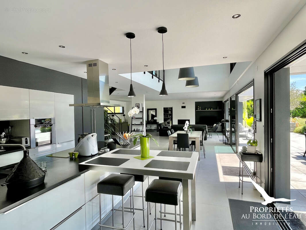 Maison à SUCE-SUR-ERDRE