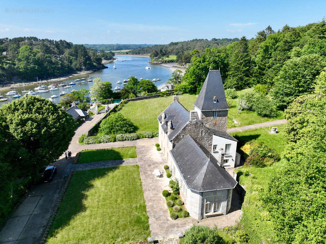 Maison à RIEC-SUR-BELON