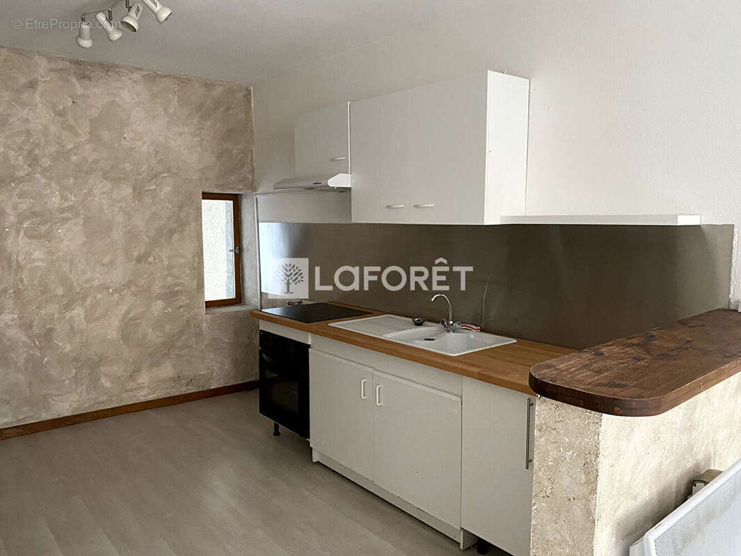 Appartement à SAINT-MARTIN-D&#039;ESTREAUX