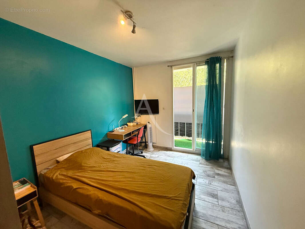 Appartement à PORT-DE-BOUC