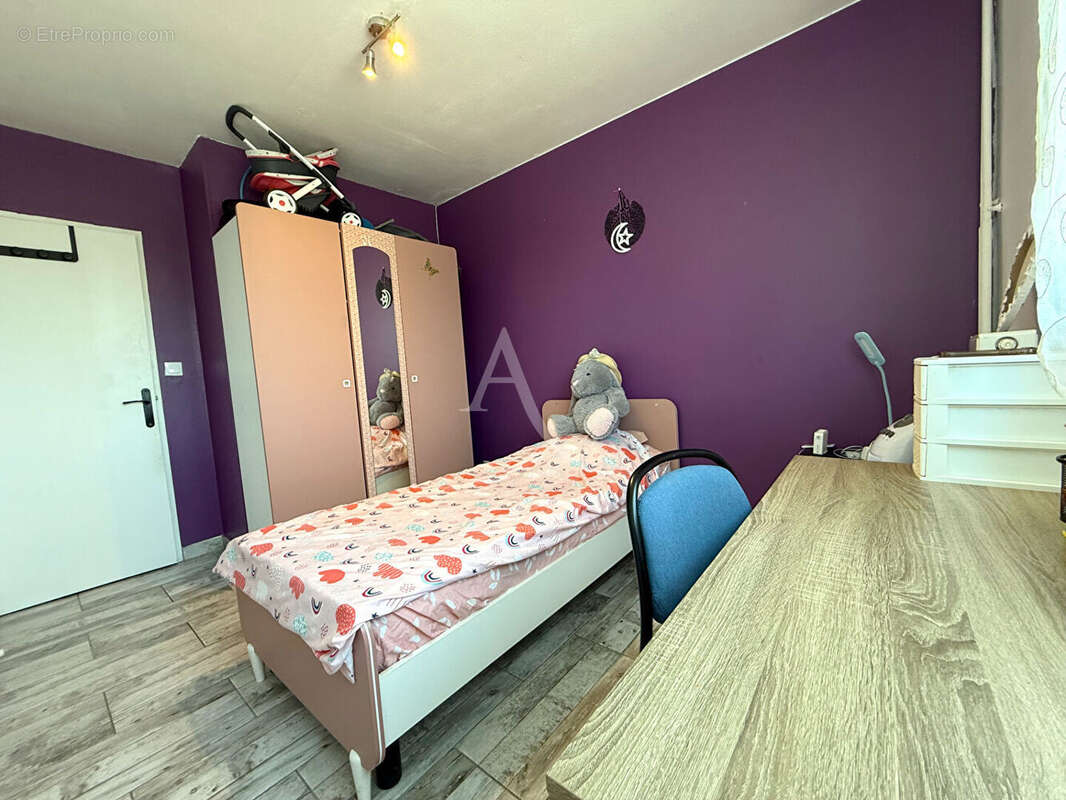 Appartement à PORT-DE-BOUC