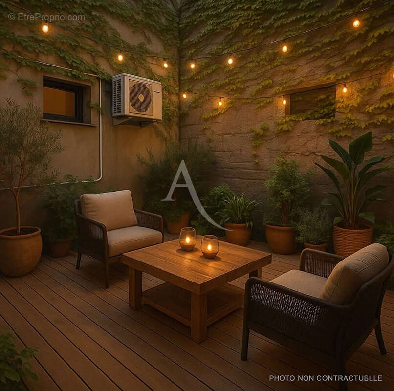 Commerce à SAINT-MITRE-LES-REMPARTS