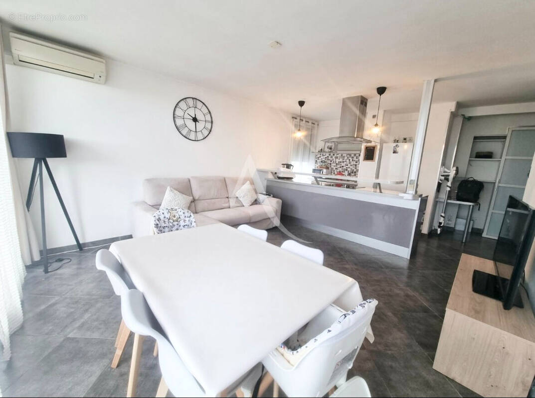 Appartement à PORT-DE-BOUC